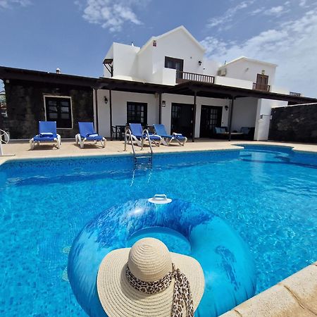 Villablanca Mar Heated Private Pool In A Charming Retreat Of Serenity Playa Blanca  Extérieur photo